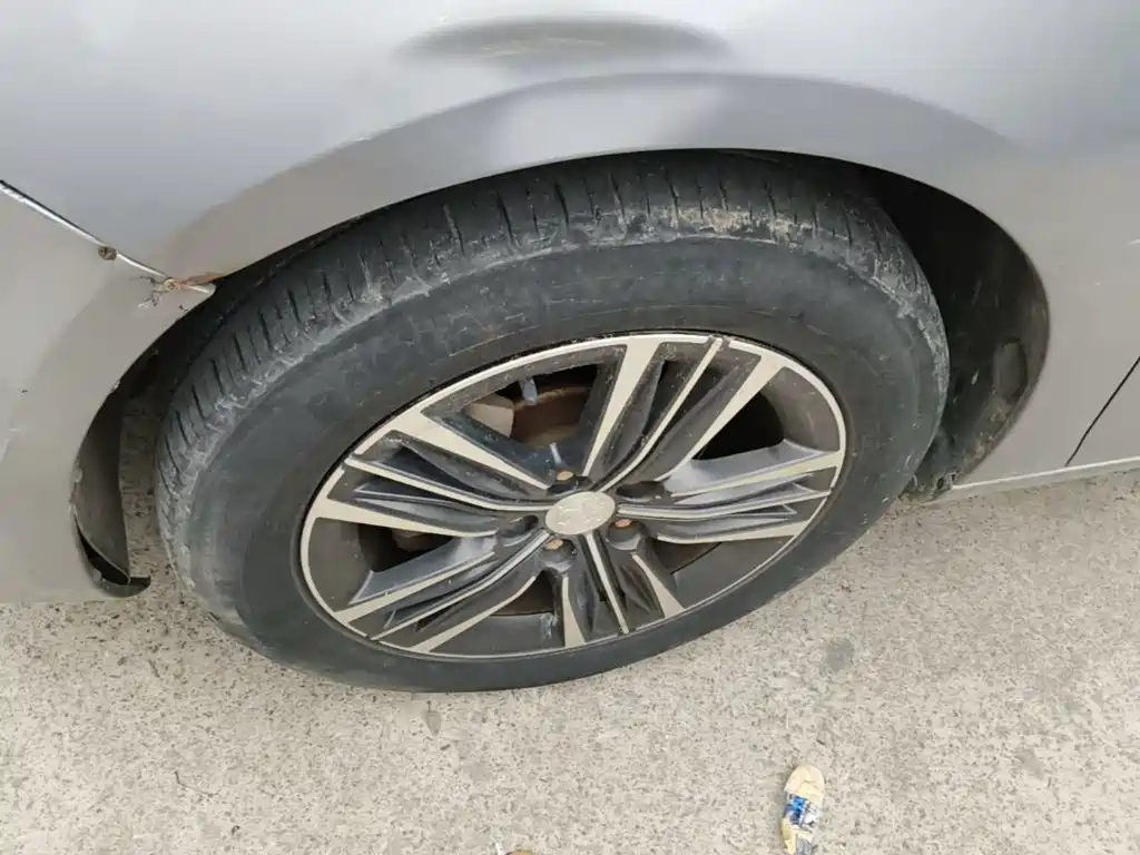 Peugeot 308 — миниатюра 23