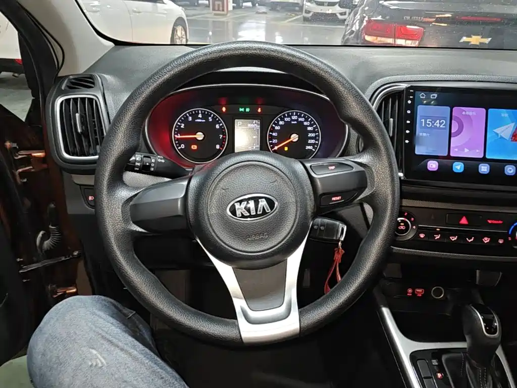 Kia KX3 — миниатюра 11