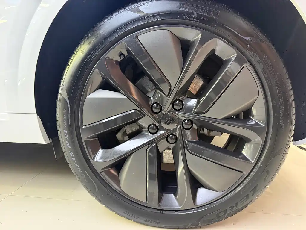 Li Auto Li L6 — миниатюра 16