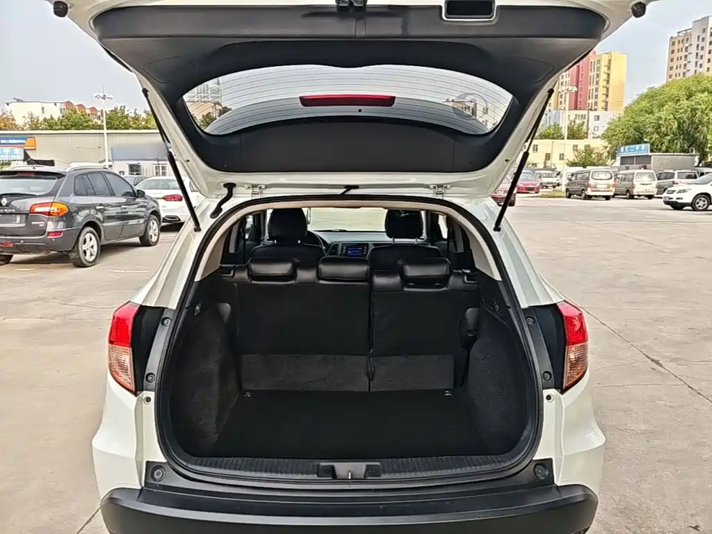 Honda Vezel — миниатюра 19