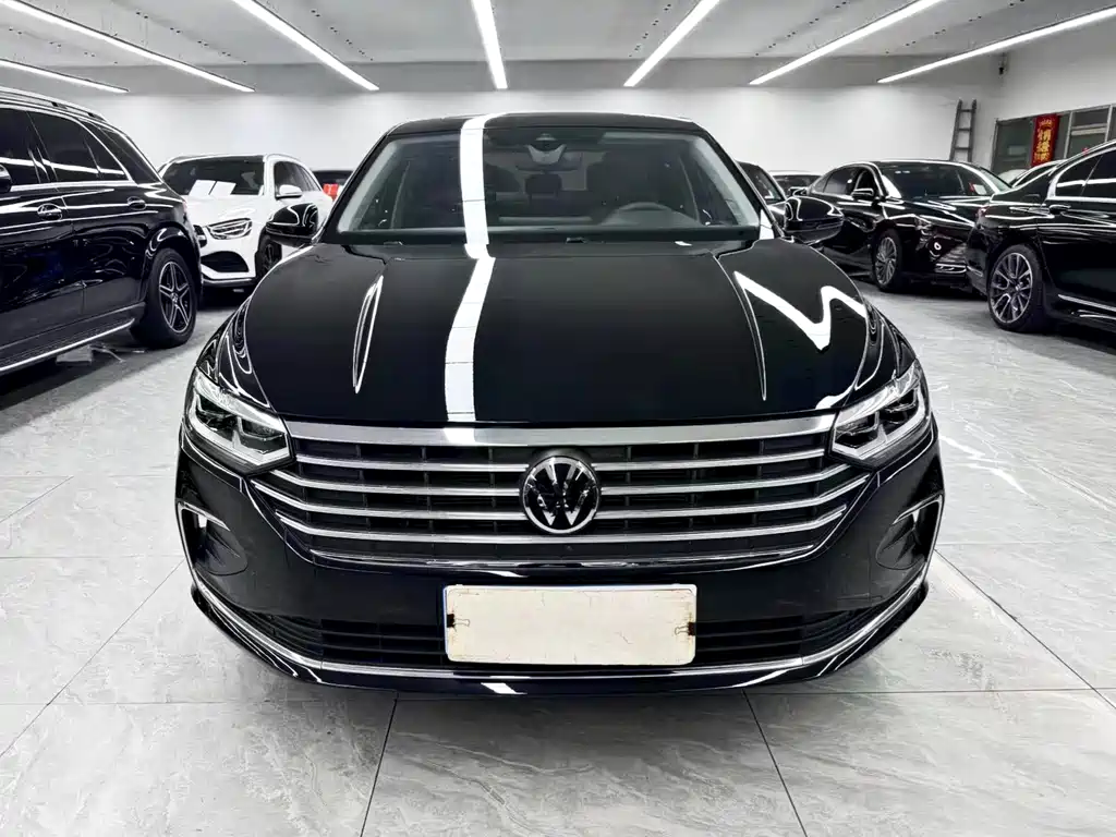 Volkswagen Lavida — миниатюра 2