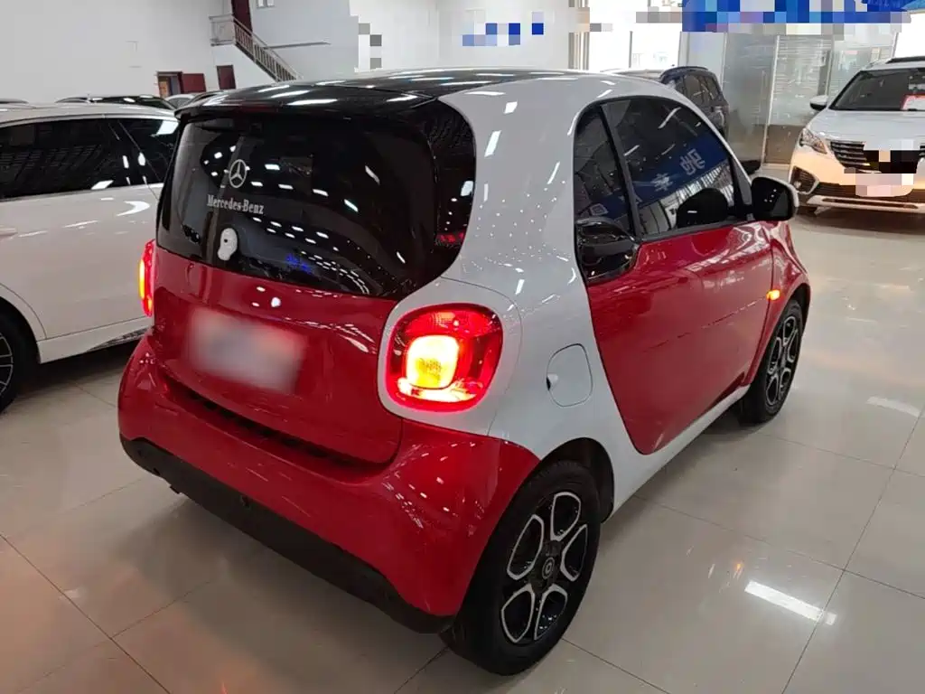 smart Smart Fortwo — миниатюра 7