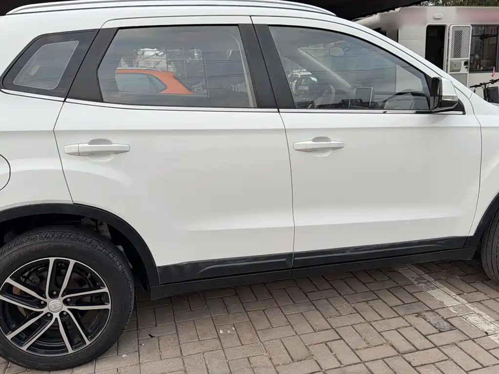 Bestune X40 — миниатюра 15