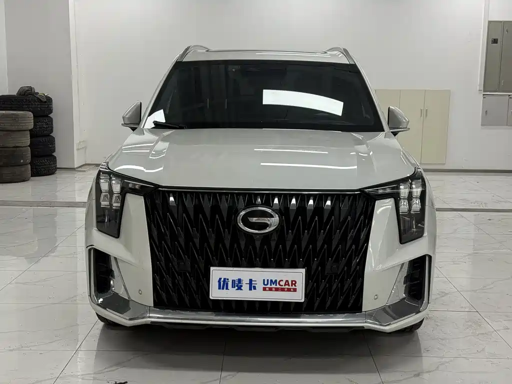 GAC GS8 2022 2.0TM Luxury （ мест）
