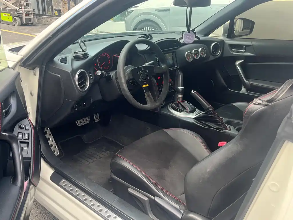 Subaru BRZ — миниатюра 5