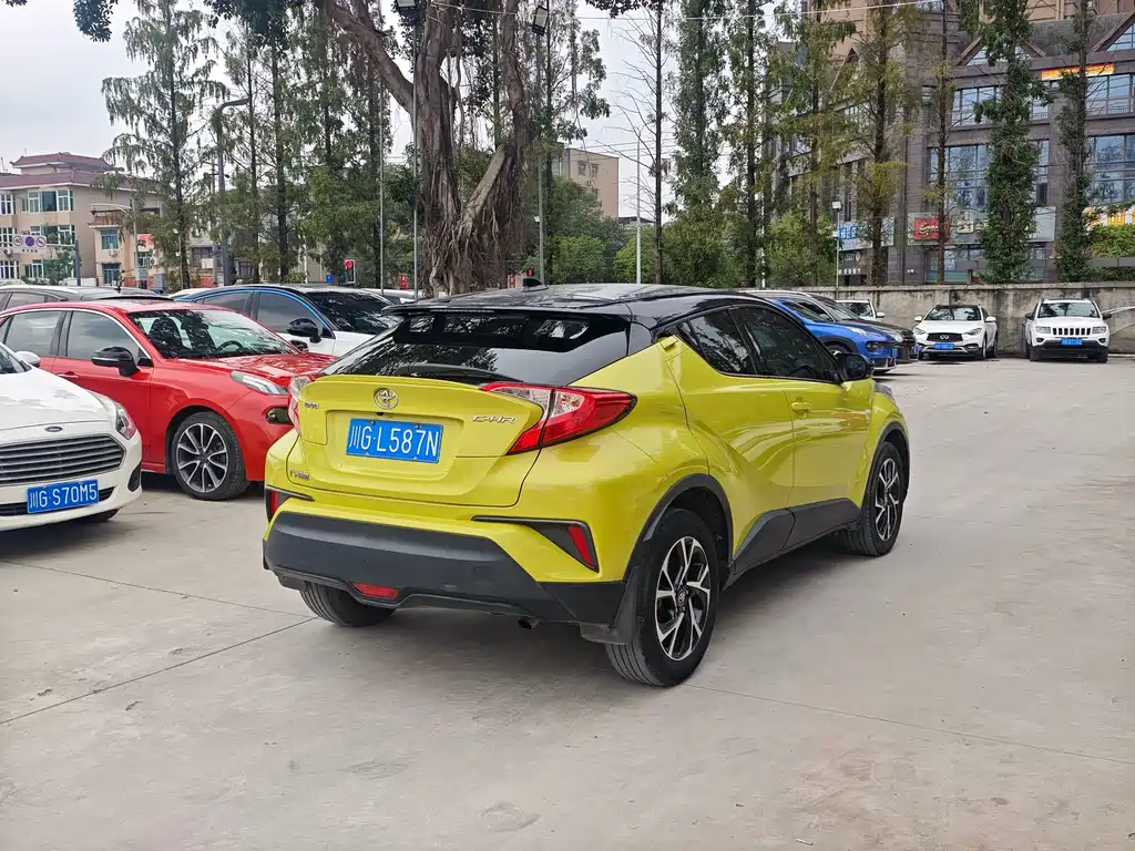Toyota C-HR — миниатюра 10