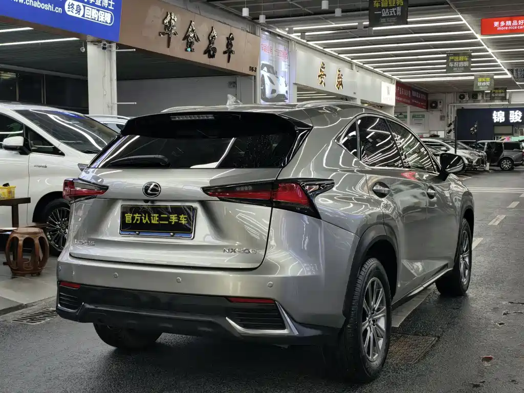 Lexus NX 2018 200 V