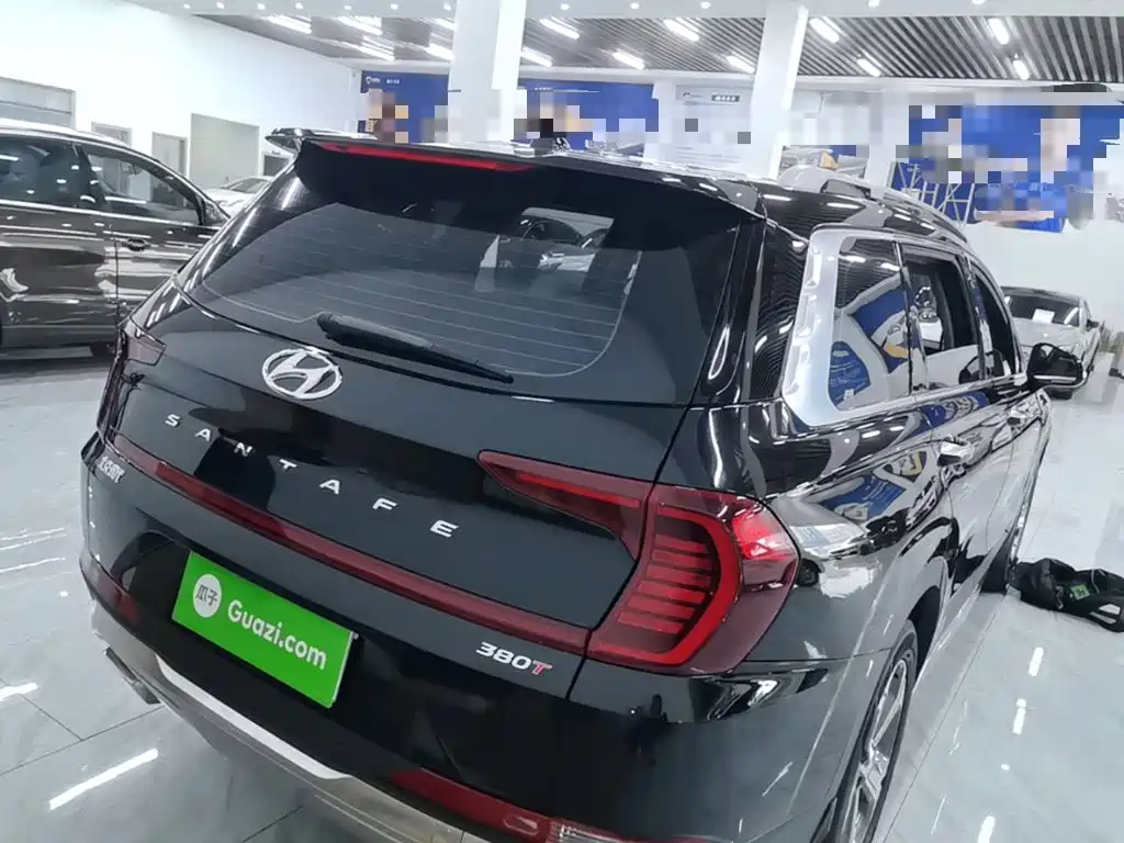 Hyundai Santa Fe — миниатюра 6