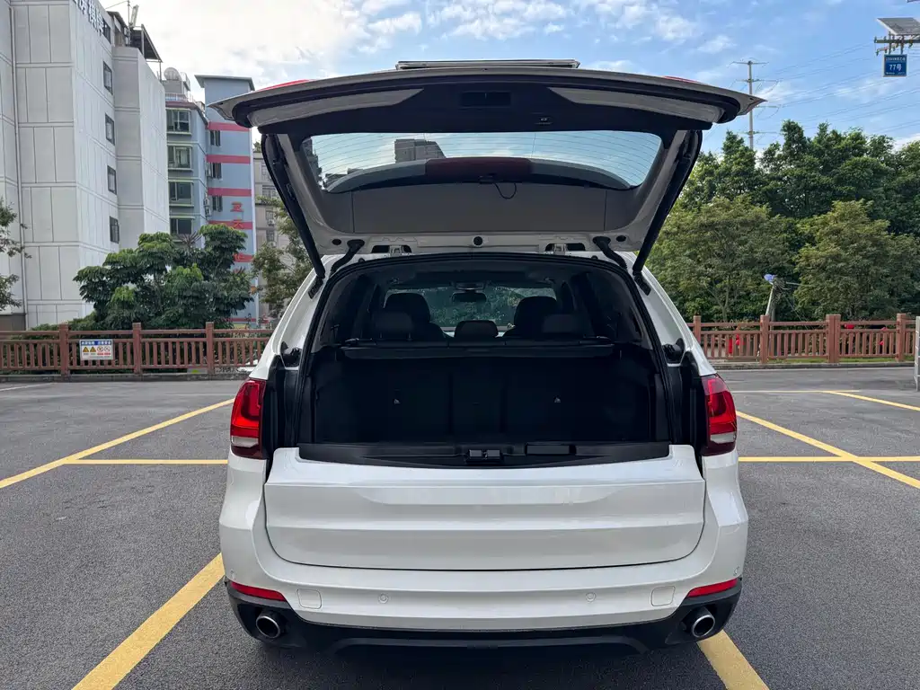BMW X5 (Import) — миниатюра 26