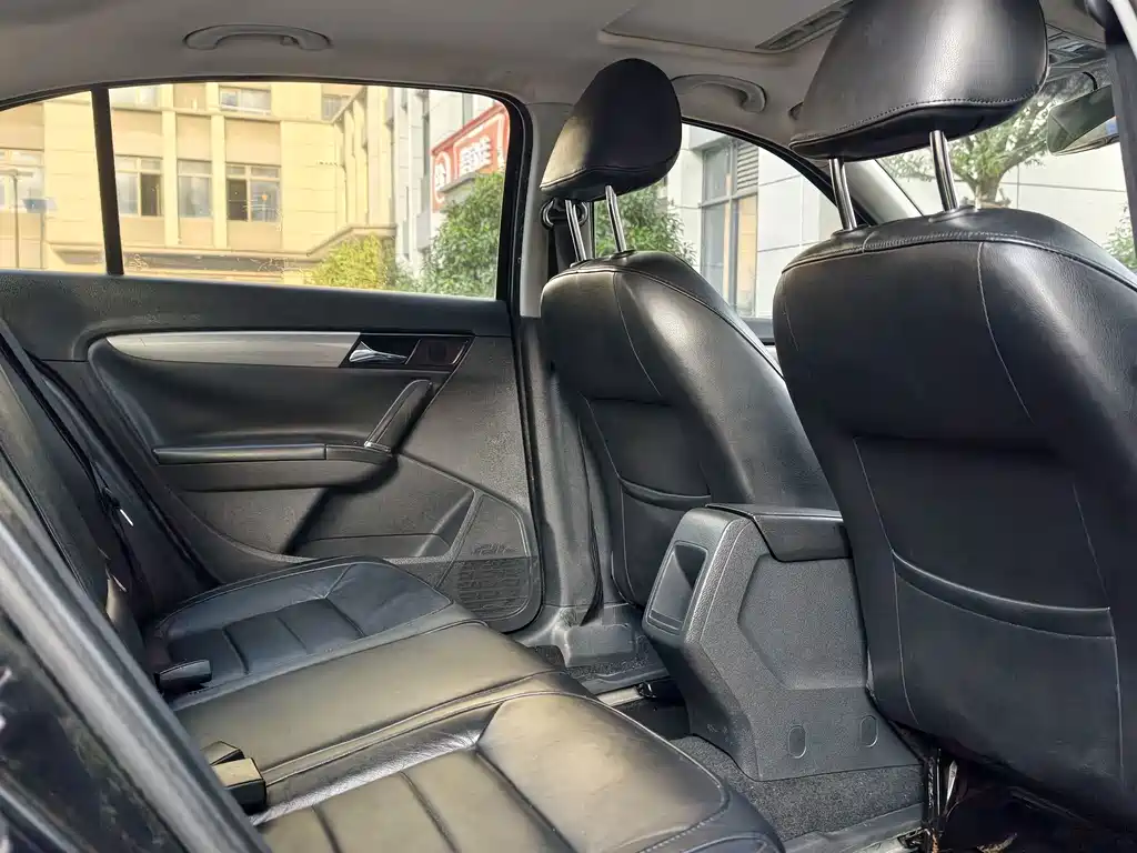 Volkswagen Lavida — миниатюра 15