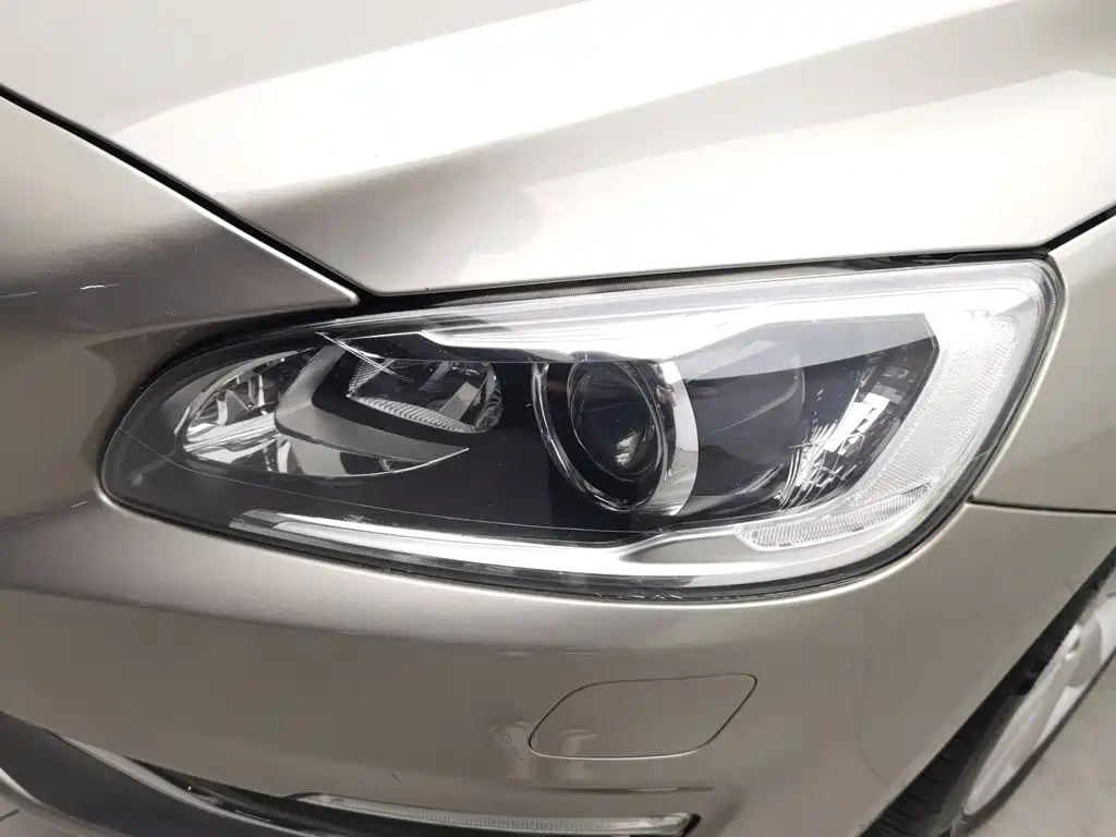 Volvo S60 — миниатюра 7