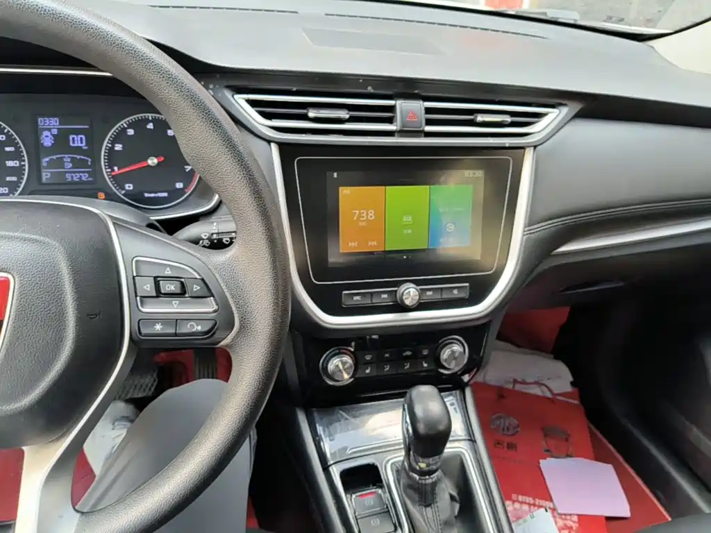 Roewe RX3 — миниатюра 13