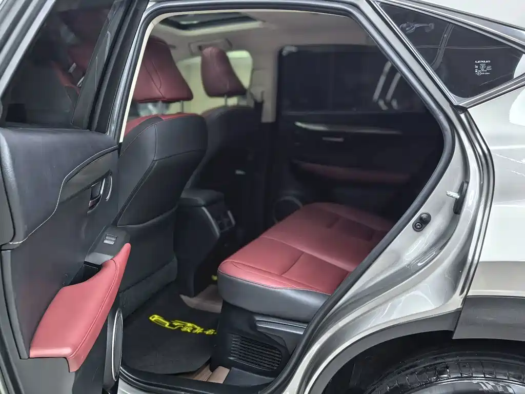 Lexus NX — миниатюра 11