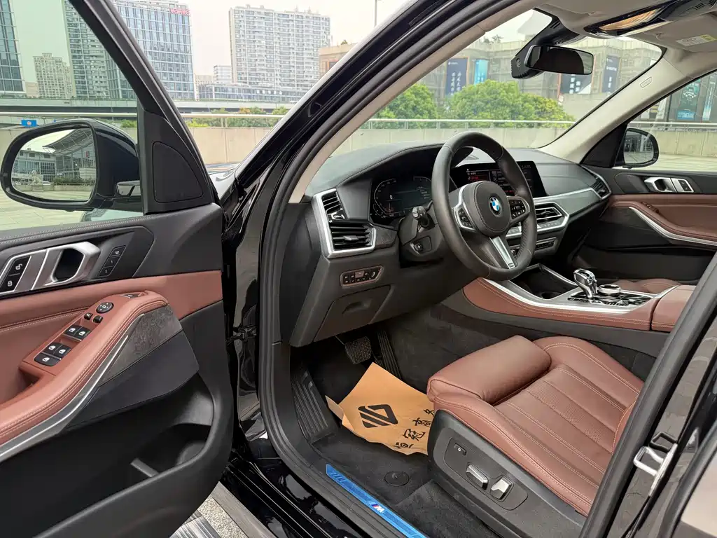 BMW X5 (Import) — миниатюра 15