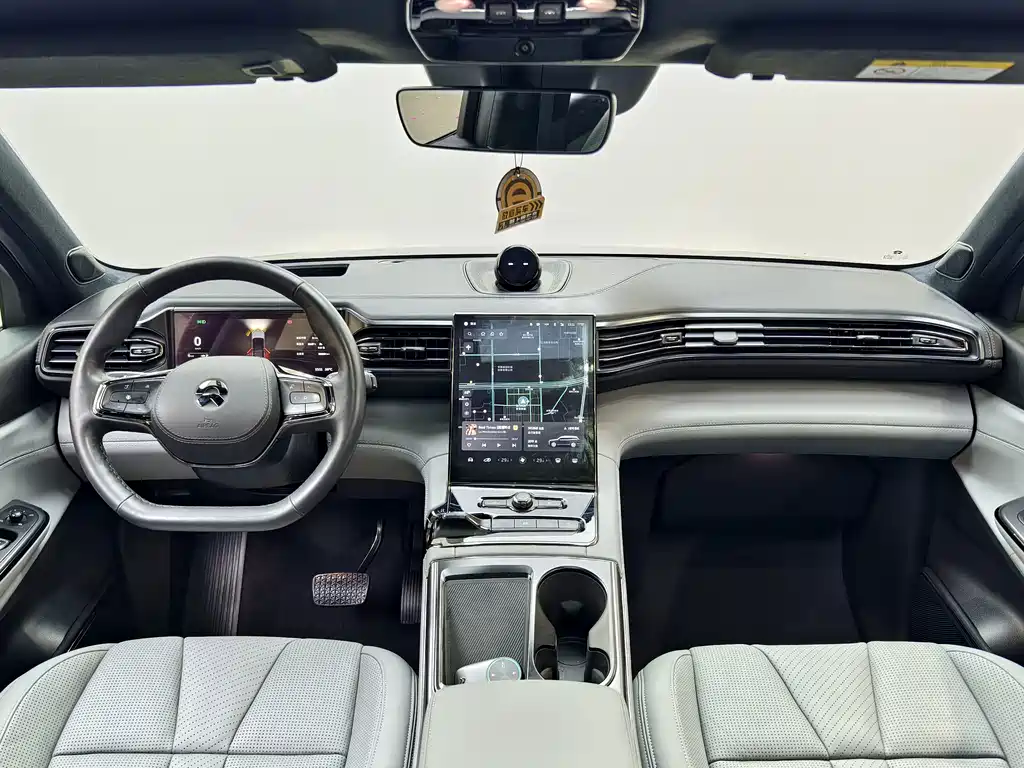 NIO ES8 — миниатюра 13