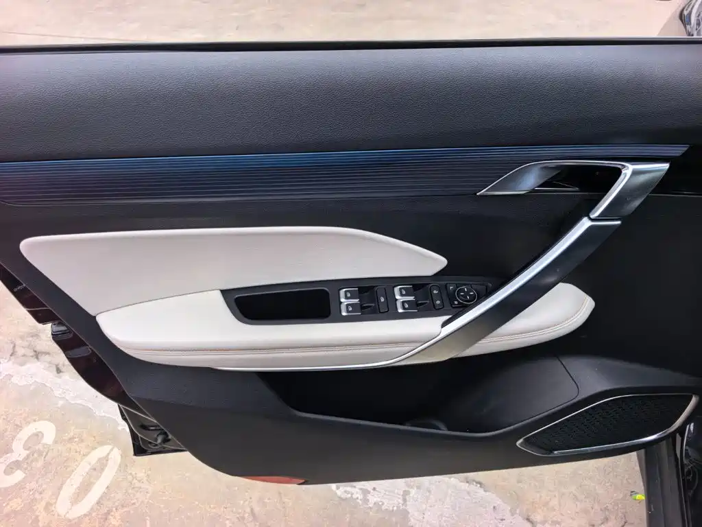 Geely Boyue — миниатюра 7