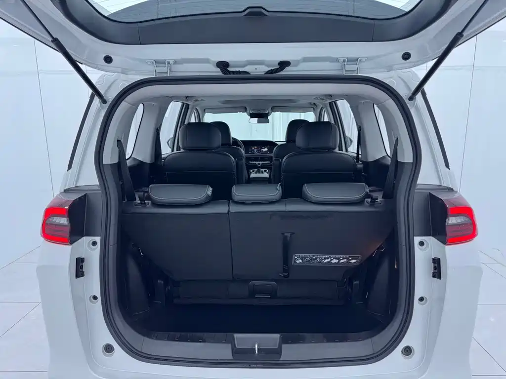 GAC Motor Trumpchi M6 — миниатюра 16