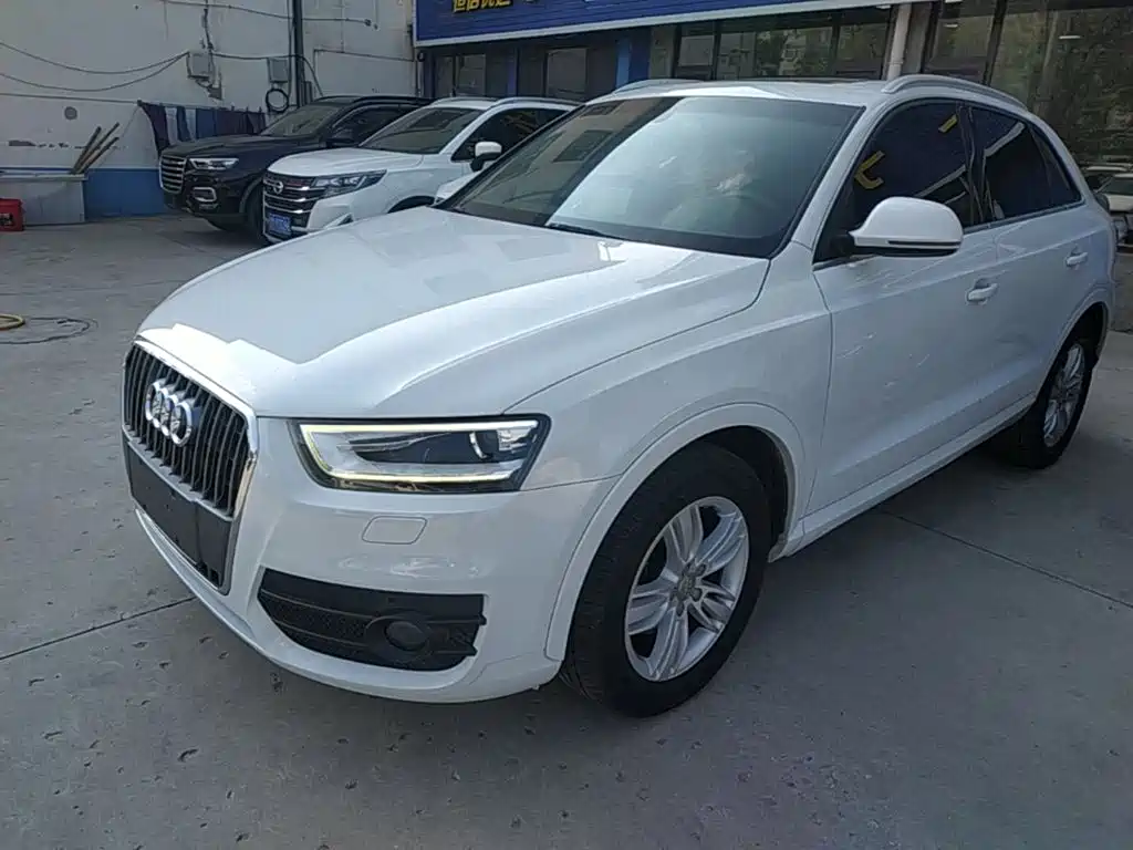 Audi Q3 2015