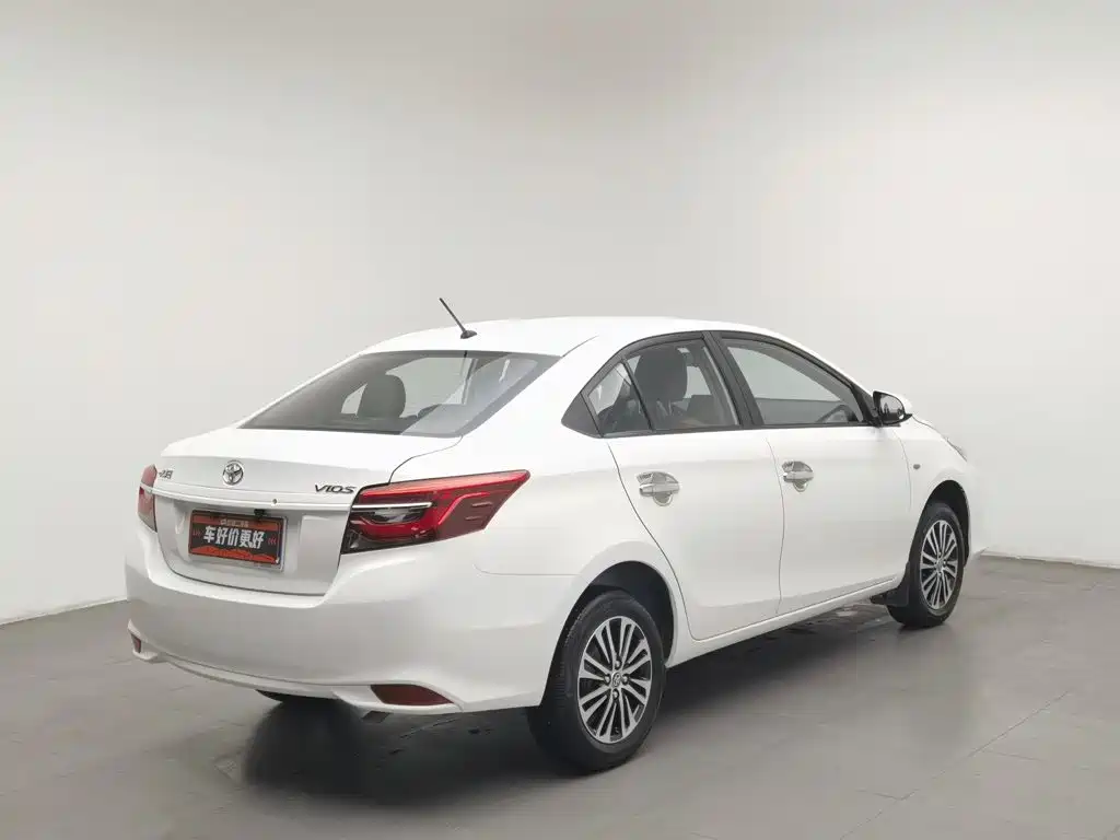Toyota Vios — миниатюра 2