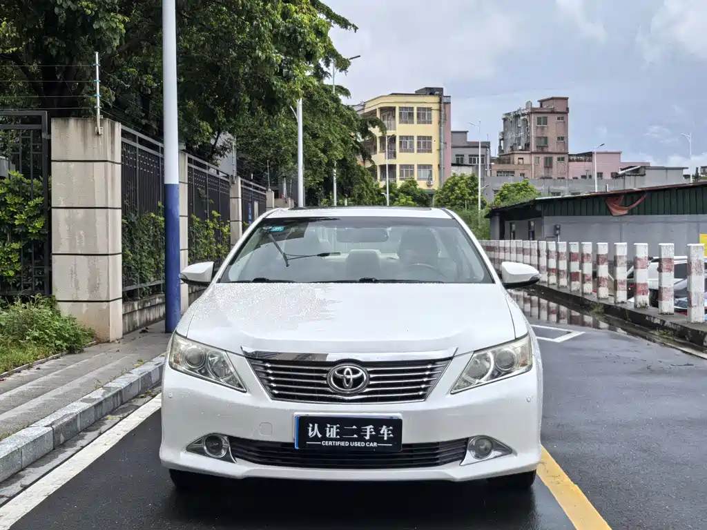 Toyota Camry 2013 2.0G Comfort