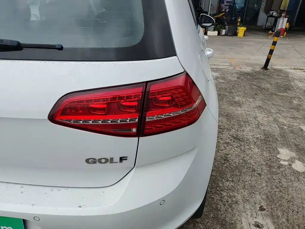 Volkswagen Golf — миниатюра 8