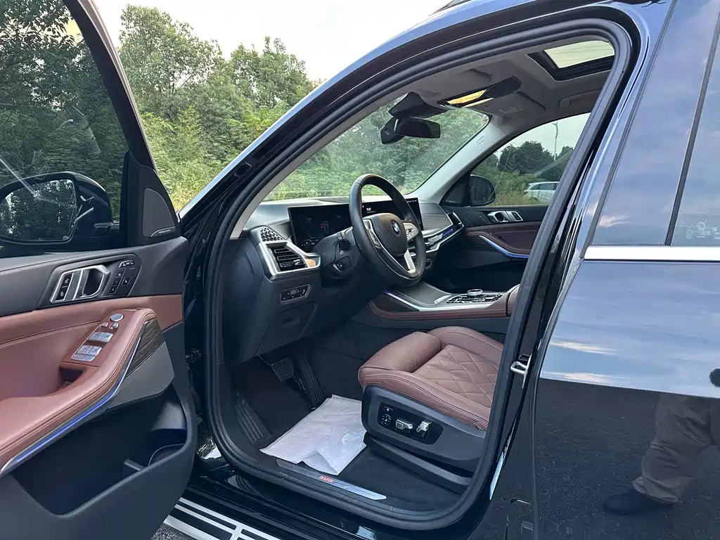 BMW X7 — миниатюра 5