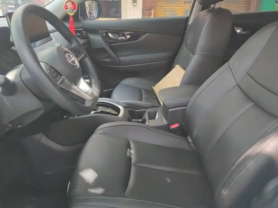 Nissan X-Trail — миниатюра 12