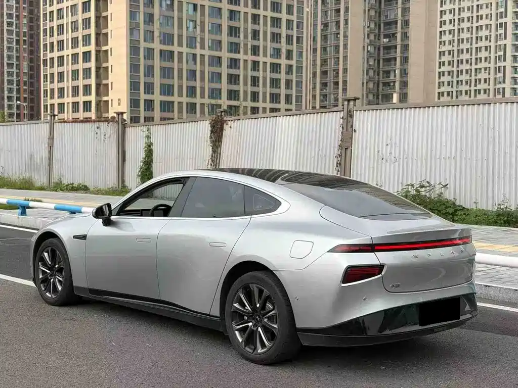 XPeng P7 — миниатюра 7