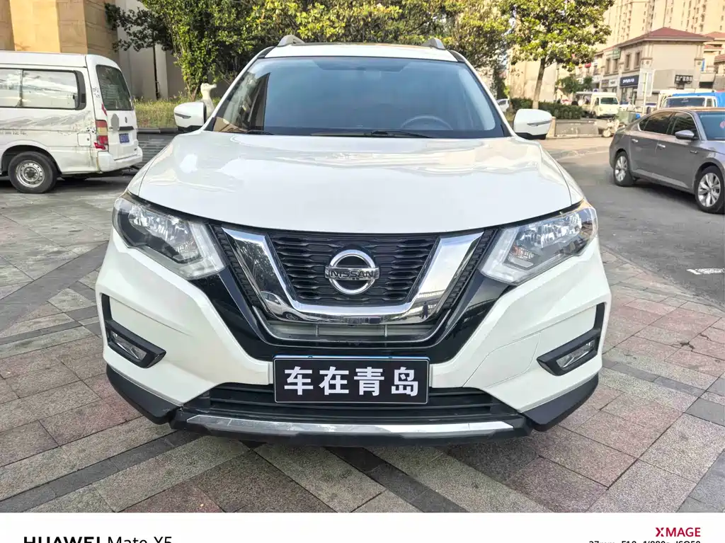 Nissan X-Trail 2017 2.0L CVT мест Comfort 2WD