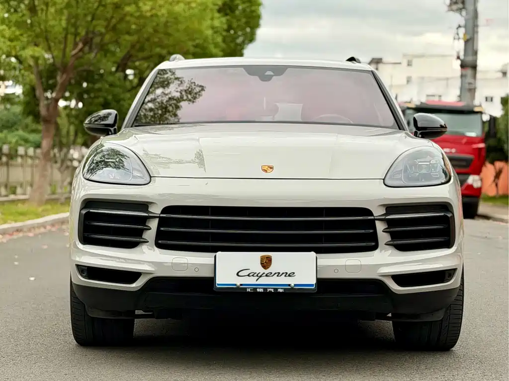 Porsche Cayenne — миниатюра 2