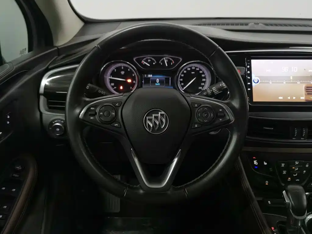 Buick Envision Plus — миниатюра 11