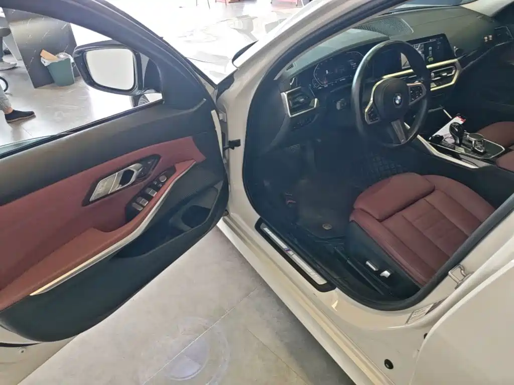 BMW 3 Series — миниатюра 16