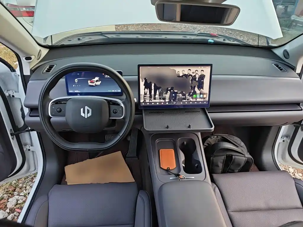 Leapmotor Leapmotor C10 — миниатюра 10