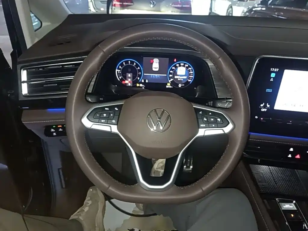 Volkswagen Viloran — миниатюра 11