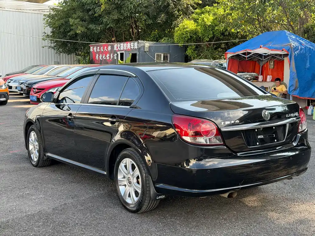 Volkswagen Lavida — миниатюра 7