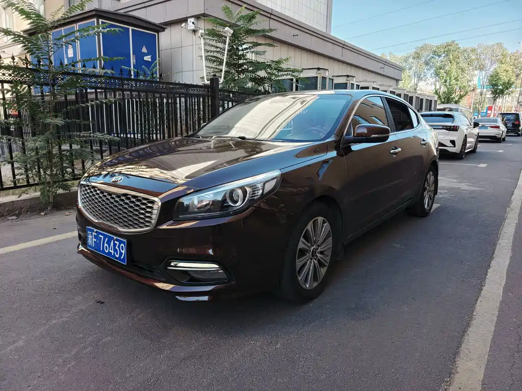 Kia K4
