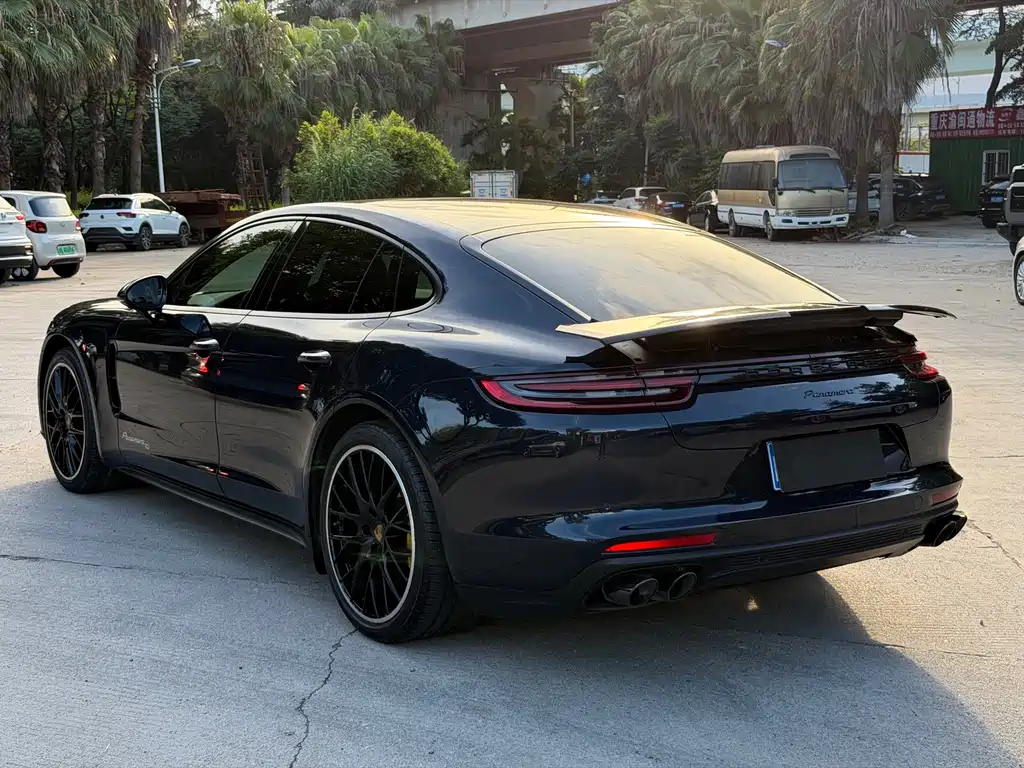 Porsche Panamera — миниатюра 9