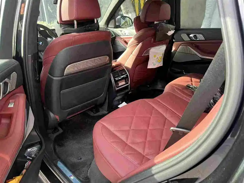 BMW X5 2026 xDrive 40Li M Sport