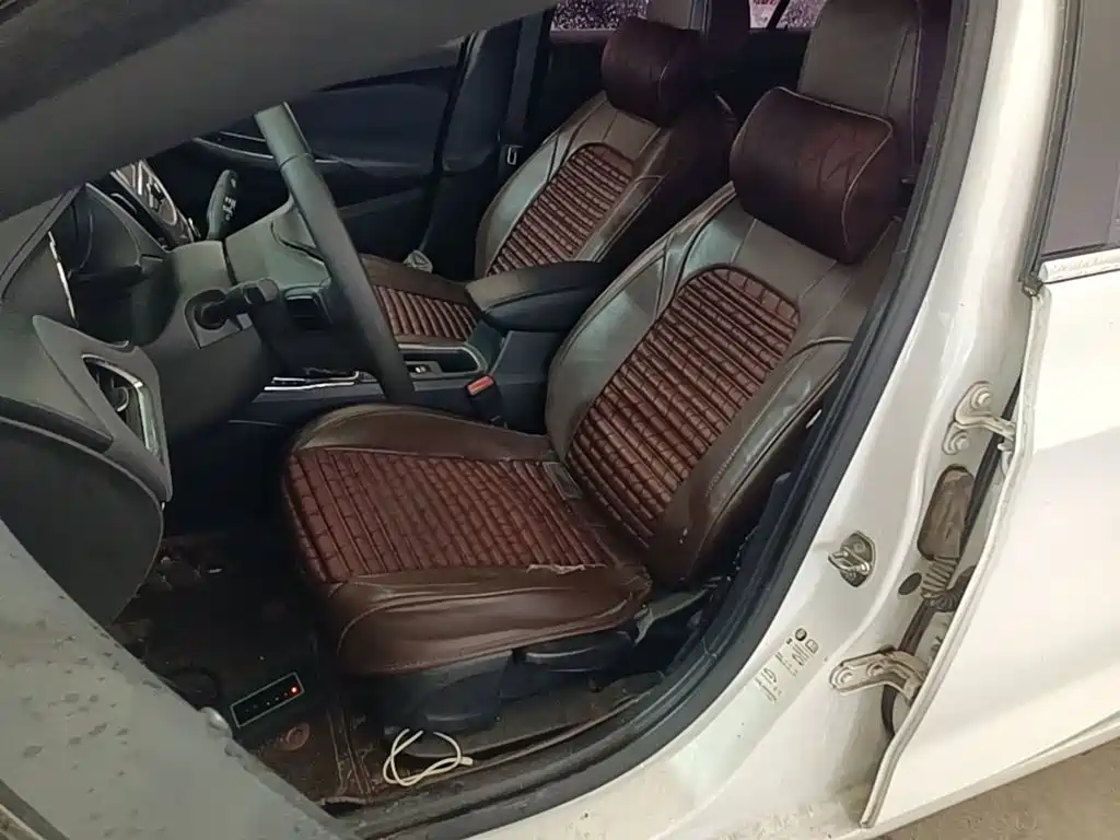 Chevrolet Cruze — миниатюра 15