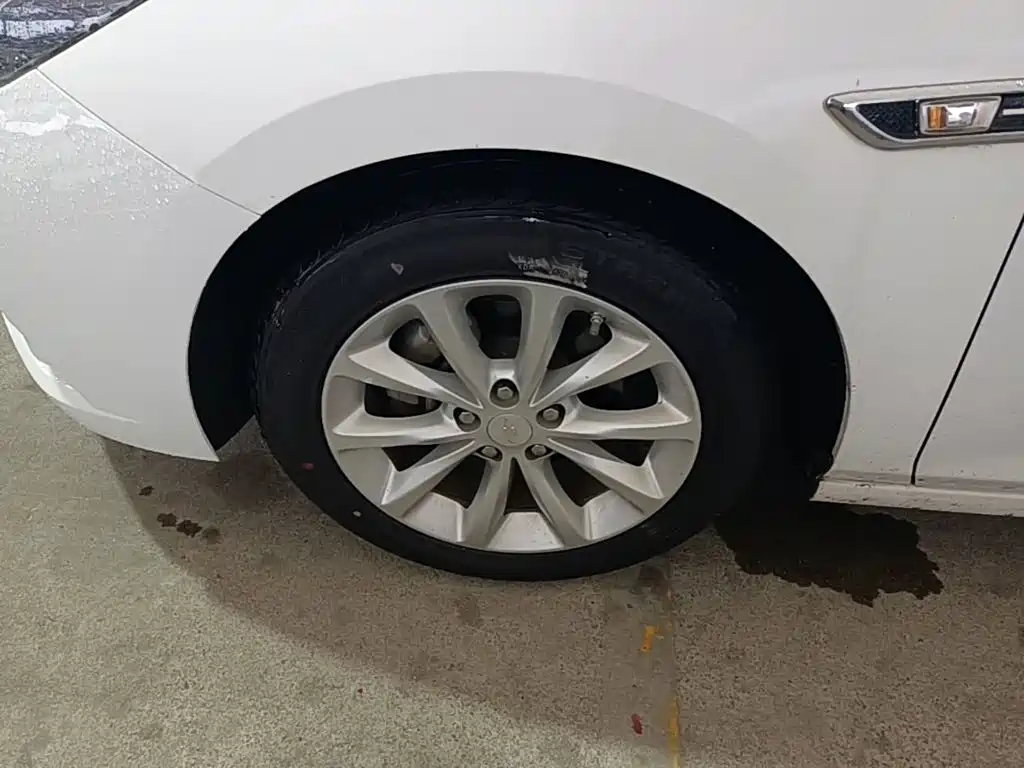 Chevrolet Cruze — миниатюра 23