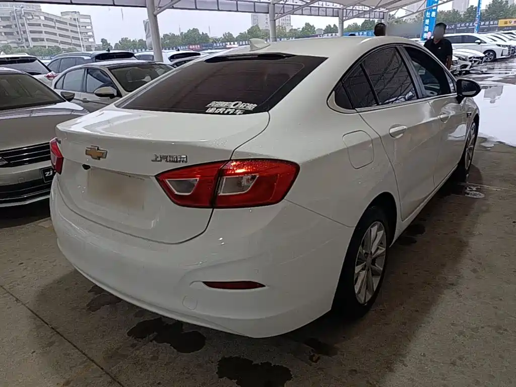 Chevrolet Cruze — миниатюра 7
