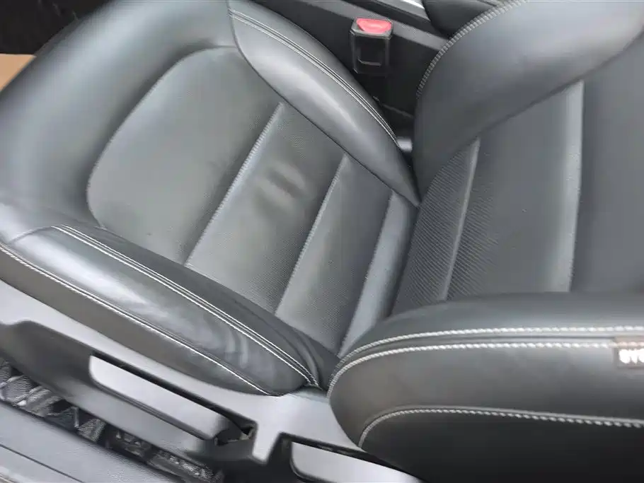 GEELY AUTOMOBILE EMGRAND GS