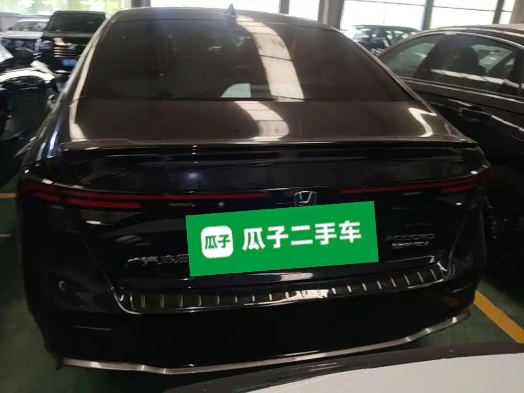 Honda Accord New Energy — миниатюра 6