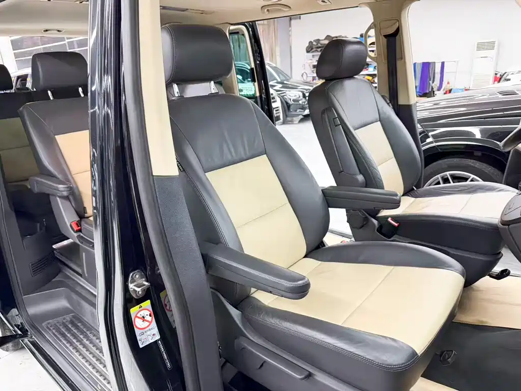 Volkswagen Multivan — миниатюра 14