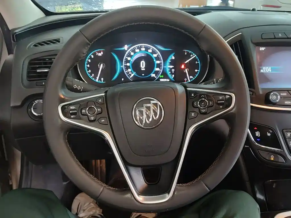 Buick Regal — миниатюра 11