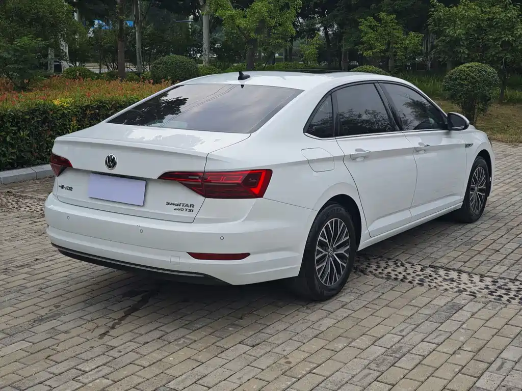 Volkswagen Sagitar — миниатюра 10