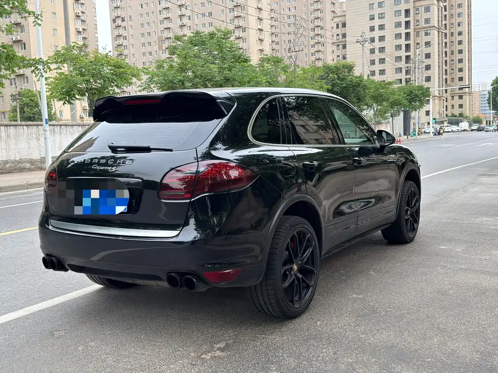 Porsche Cayenne 2014 Cayenne Platinum Edition 3.0T