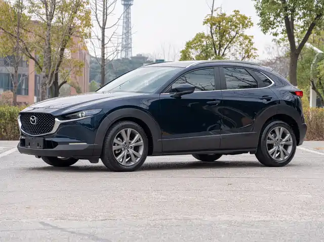 MAZDA CX 30
