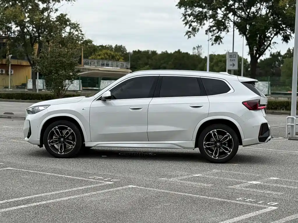 BMW X1 — миниатюра 5