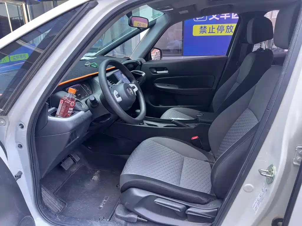 Honda Fit — миниатюра 4